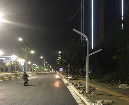 LED路灯-广西南宁大学路工程案例